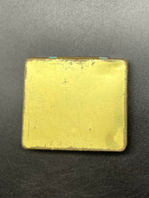 Load image into Gallery viewer, De Reszke Cigarette Tin
