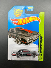 Load image into Gallery viewer, Hot Wheels - &#39;86 Monte Carlo SS
