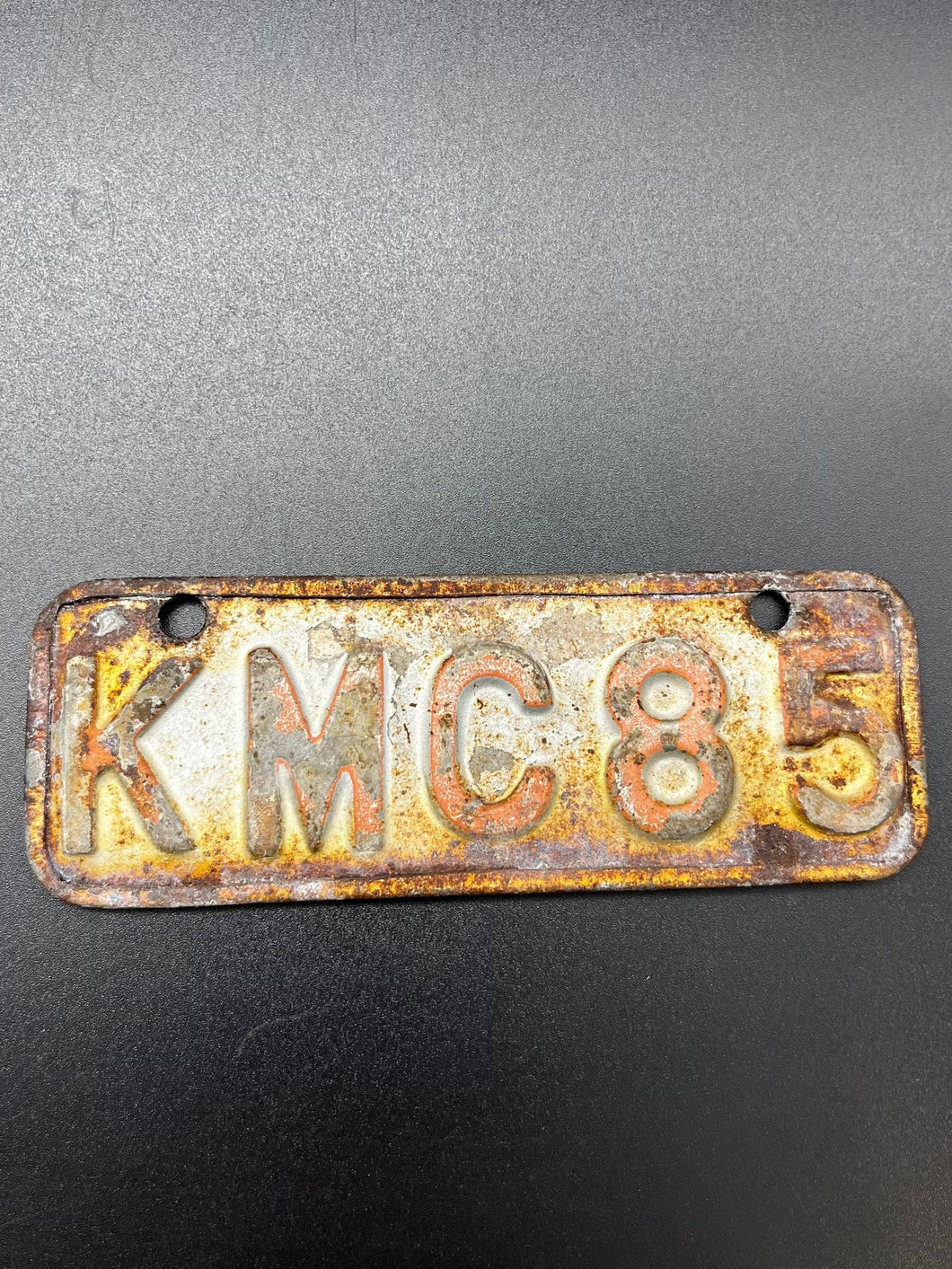 Kalgoorlie MC Number Plate - KMC85