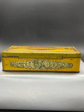 Load image into Gallery viewer, Wills&#39; &quot;Gold Flake&quot; Honey Dew Cigarette Tin
