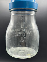 Load image into Gallery viewer, Esso Plastic Oil Pourer and Cap on 500m Bottle
