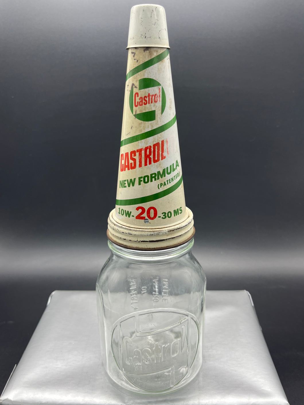 Castrol Z 20 Metal Oil Pourer and Cap on Castrol Z Embossed Pint Bottle