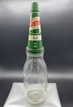 Load image into Gallery viewer, Castrol AA SAE 40 Metal Oil Pourer and Cap on Castrol Z Embossed Quart Bottle
