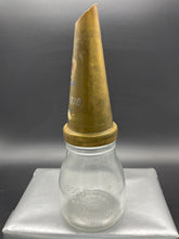 Load image into Gallery viewer, Golden Fleece Supreme Plastic Top on 500ml Bottle

