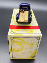 Load image into Gallery viewer, Matchbox Models of Yesteryear - 1940 Ford Pickup
