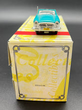 Load image into Gallery viewer, Matchbox Models of Yesteryear - 1958 Nash Metropolitan
