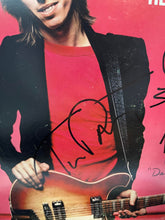Load image into Gallery viewer, Tom Petty and the Heartbreakers Vinyl Personally Signed by 4 Band Members
