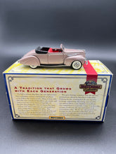 Load image into Gallery viewer, Matchbox Models of Yesteryear - 1938 Lincoln Zephyr
