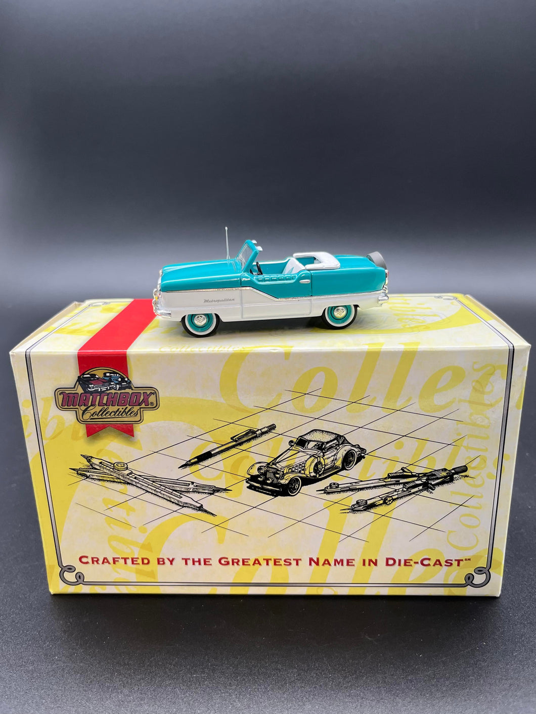 Matchbox Models of Yesteryear - 1958 Nash Metropolitan